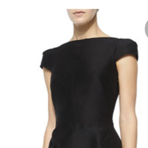 Halston Heritage Capped Sleeve Dress - Picture 4 of 8